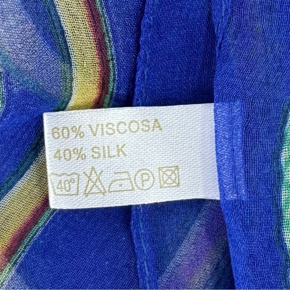 Silk Blend Scattered Cane Scarf ( Viscosa / silk )
19x64 - Picture 10 of 10